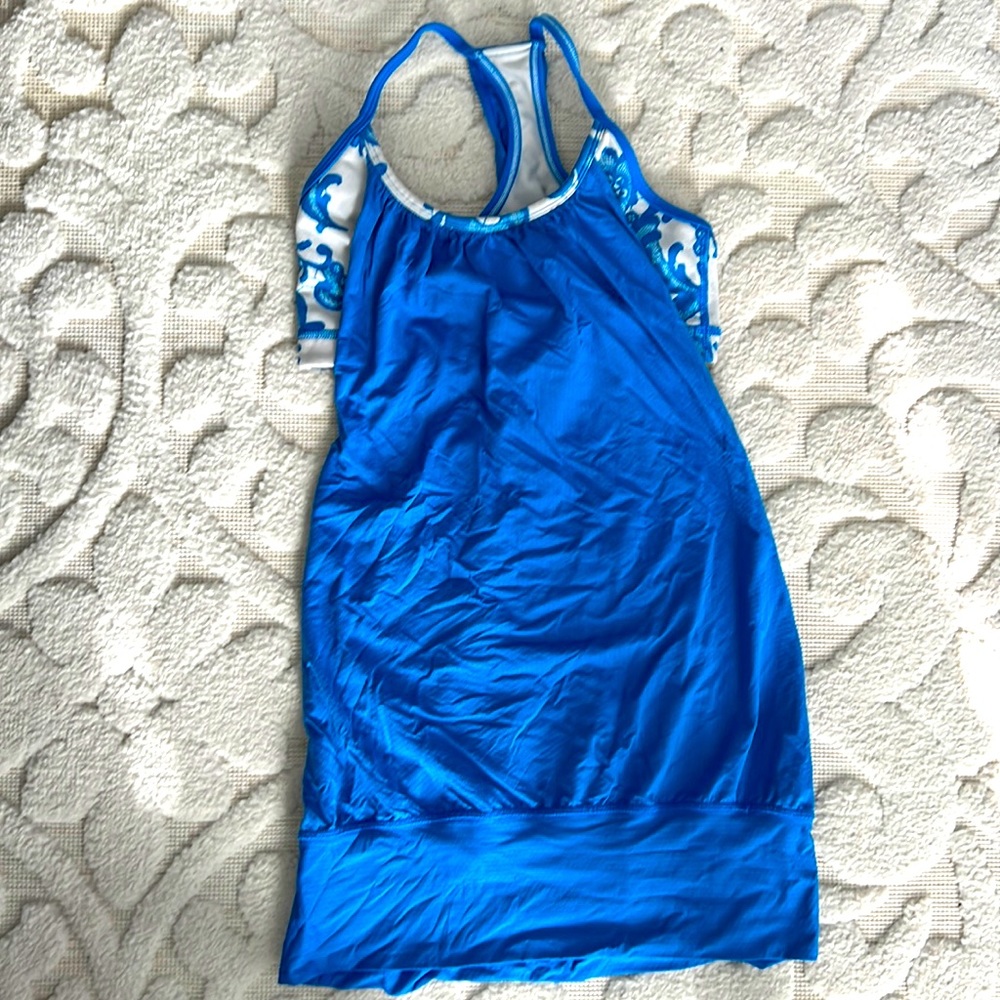 Lulu lemon workout top with built in bra